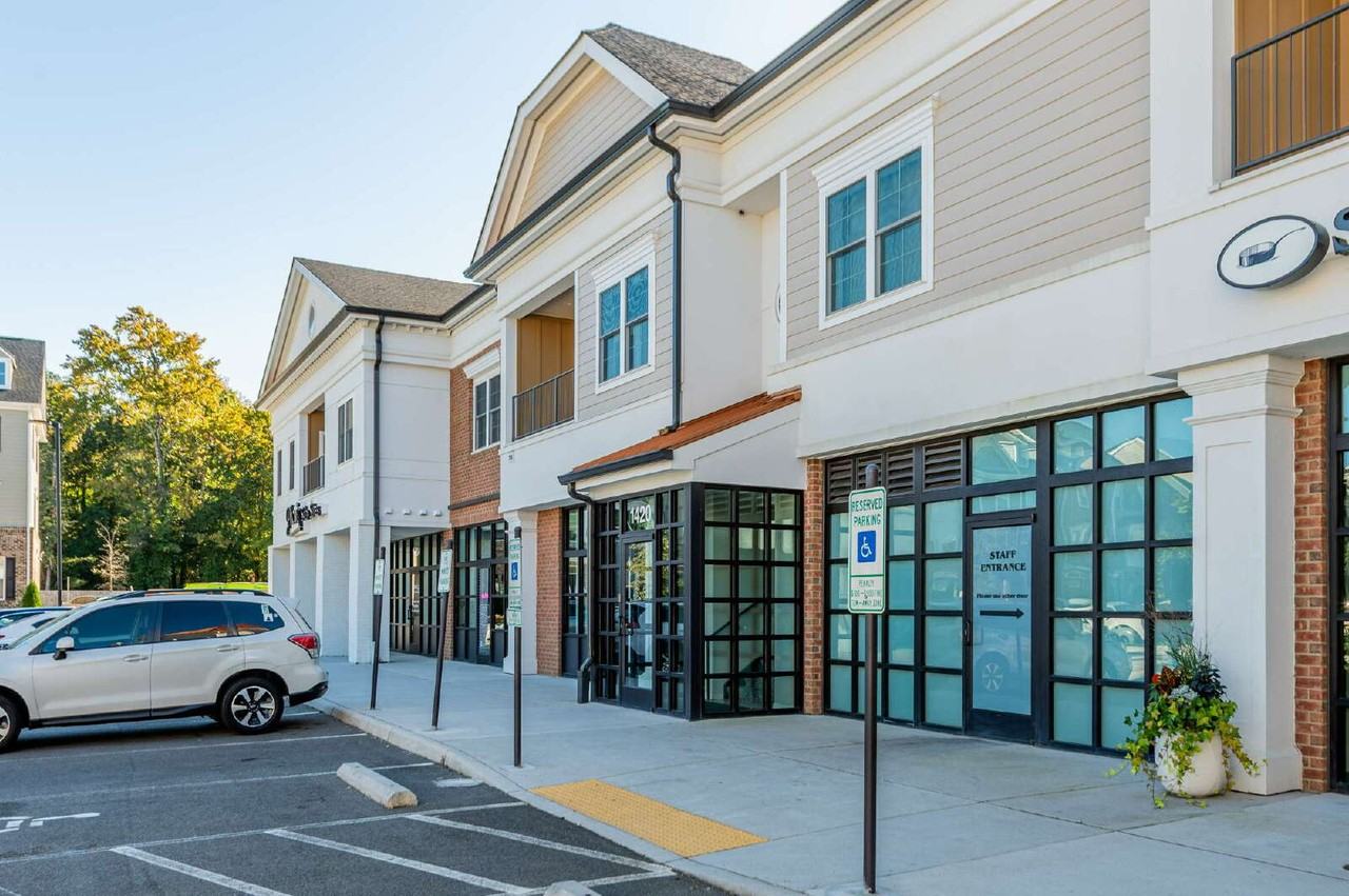 1420 Ewing Park Loop #204 - Photo 3 of 33