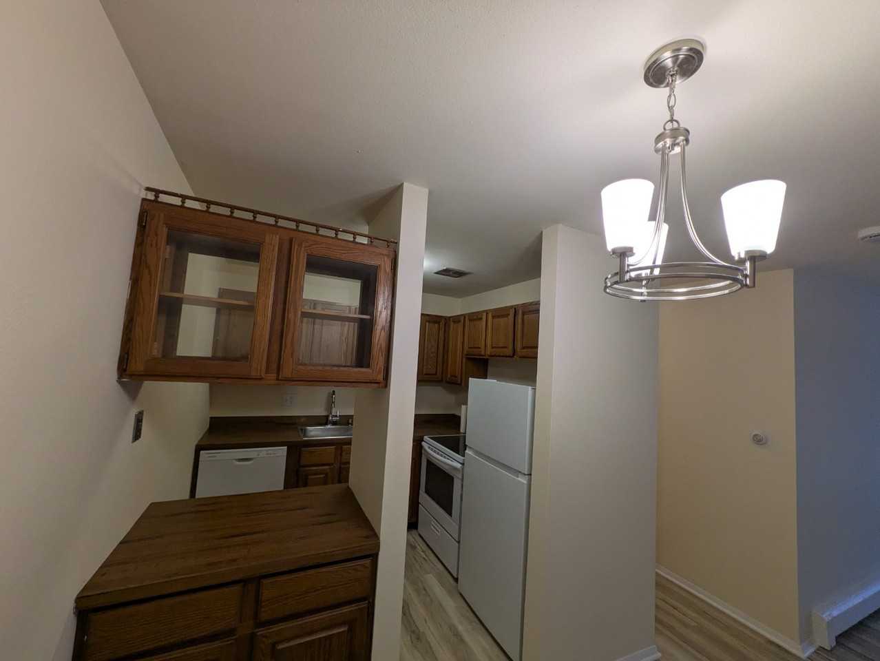 715 Grove Dr #205 - Photo 7 of 21