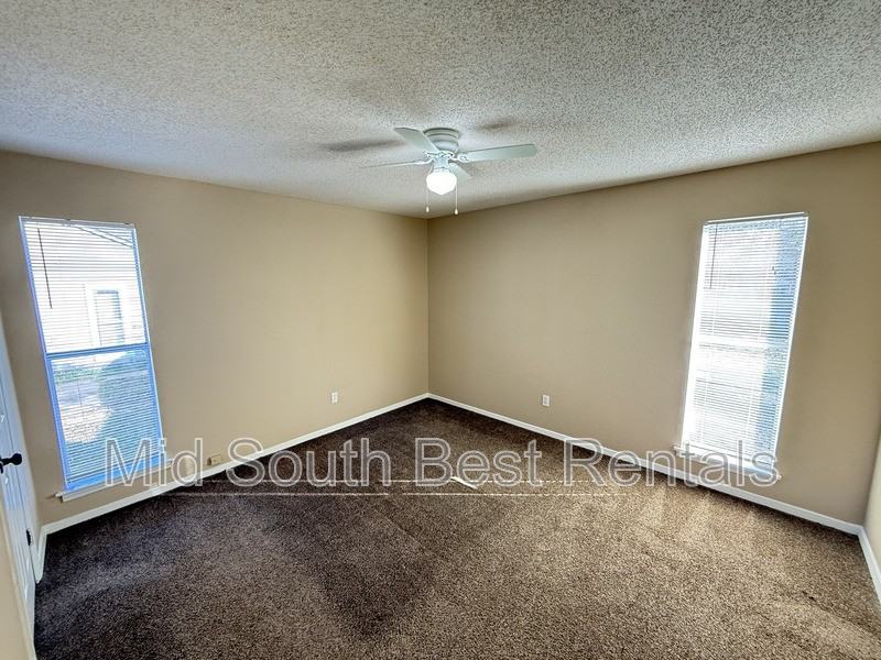 3662 Kerwin Dr - Photo 7 of 16