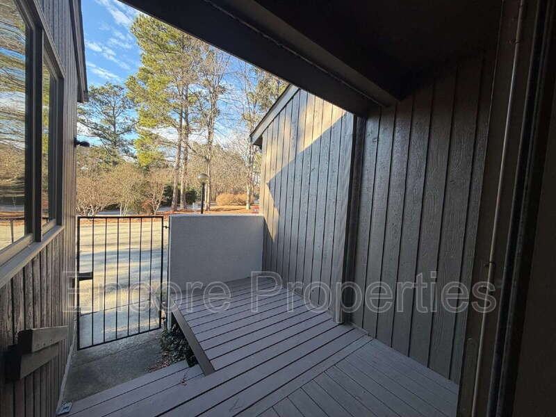 22 Bayswater Pl - Photo 3 of 32