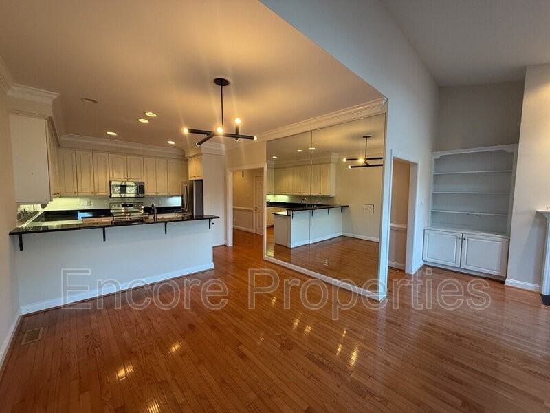 22 Bayswater Pl - Photo 7 of 32