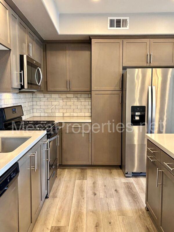 9352 Solaire Pl - Photo 5 of 18