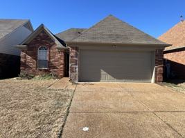 featured image of 1421 Radley Cv