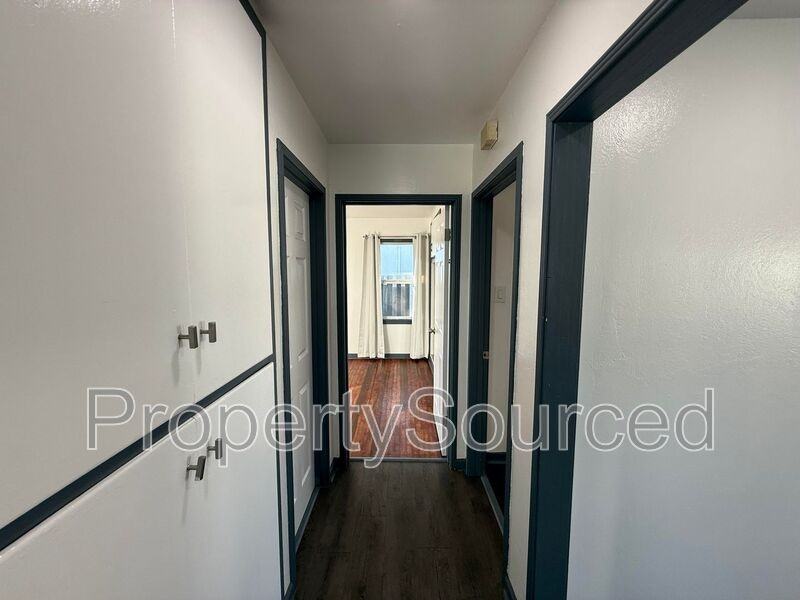 632 Fir St - Photo 6 of 32