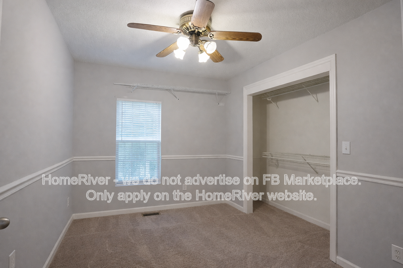 224 Harmon St - Photo 7 of 12