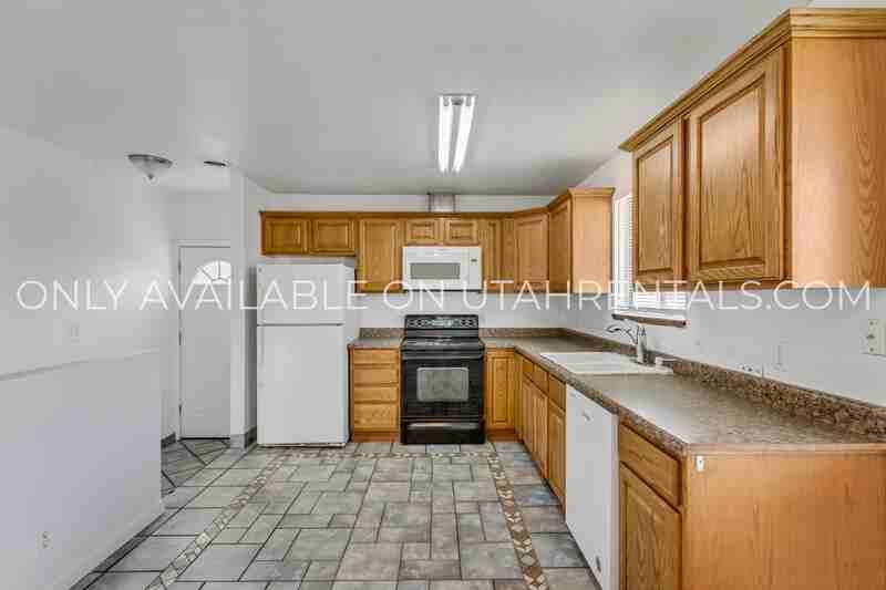 4032 S Castle View Dr - Photo 7 of 24