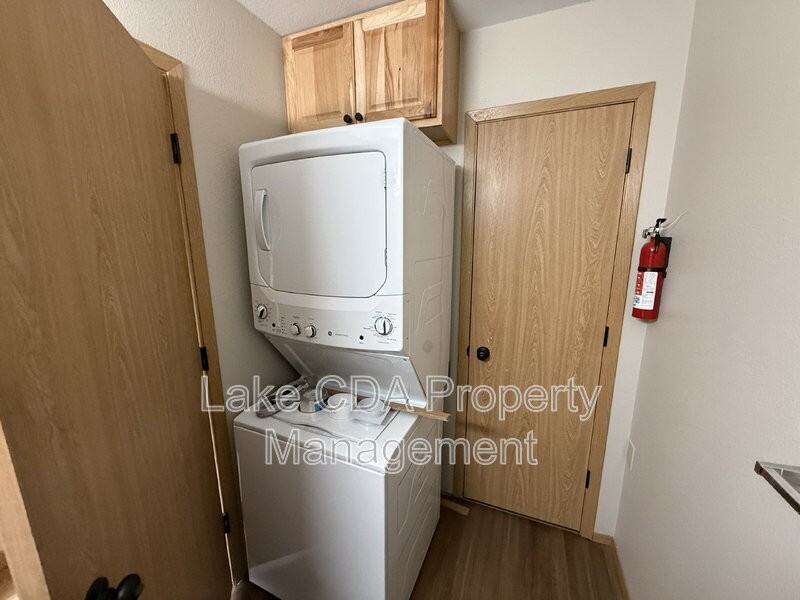 1611 E Montana Ave #A - Photo 3 of 8