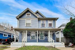 featured image of 415 N Oxford St