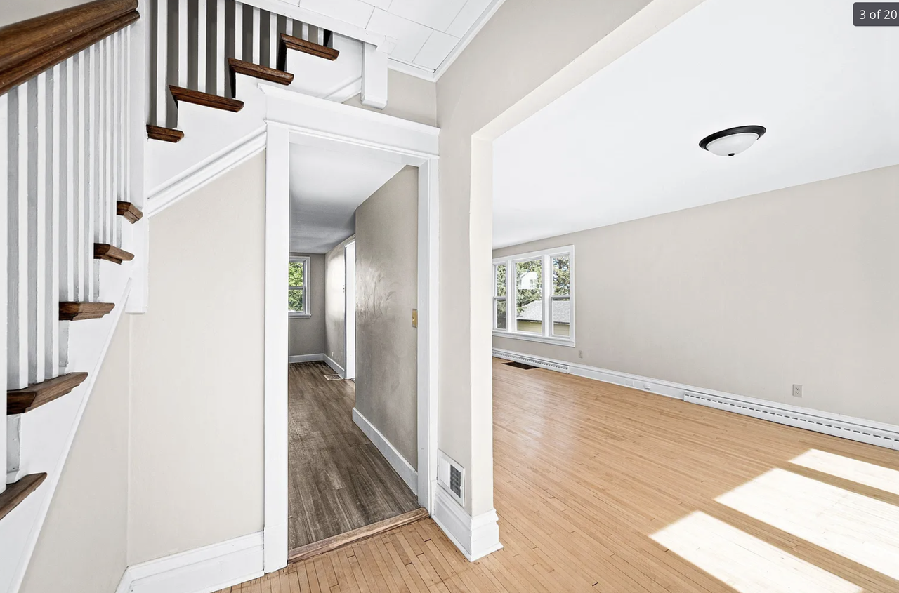 808 N 6th Ave E - Photo 2 of 13