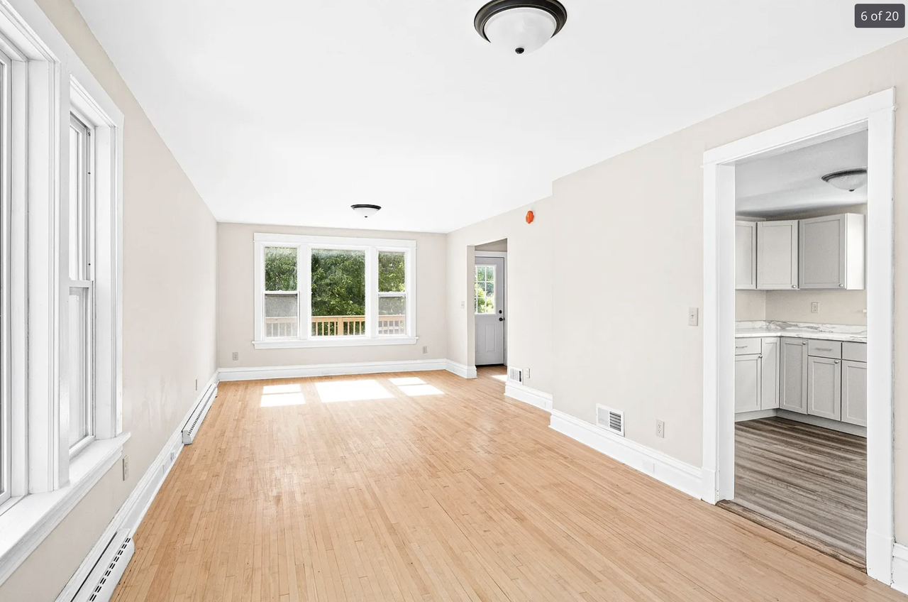 808 N 6th Ave E - Photo 3 of 13