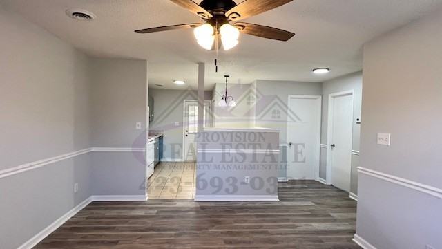 155 Eastview Ave Nw - Photo 4 of 18