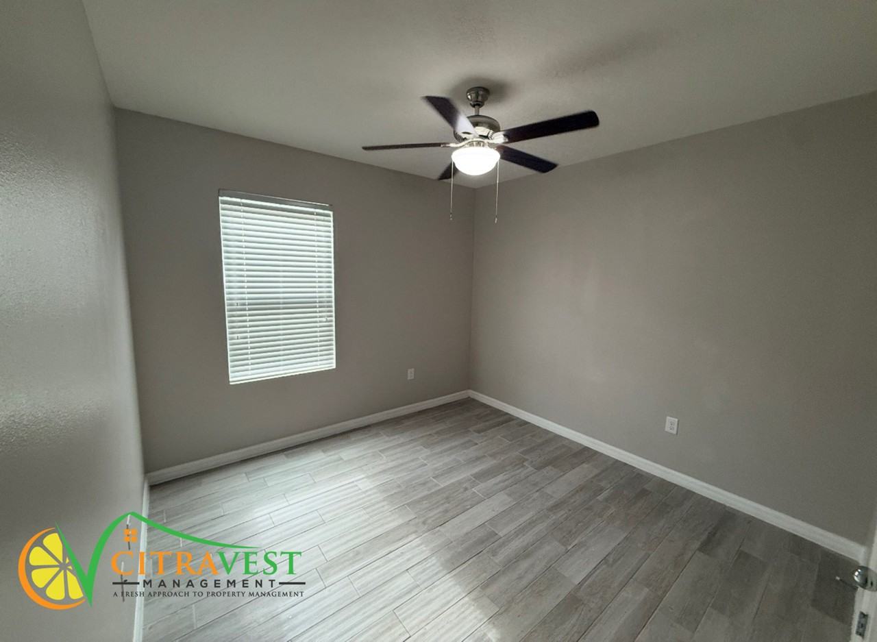 4258 Roberta Dr - Photo 7 of 10