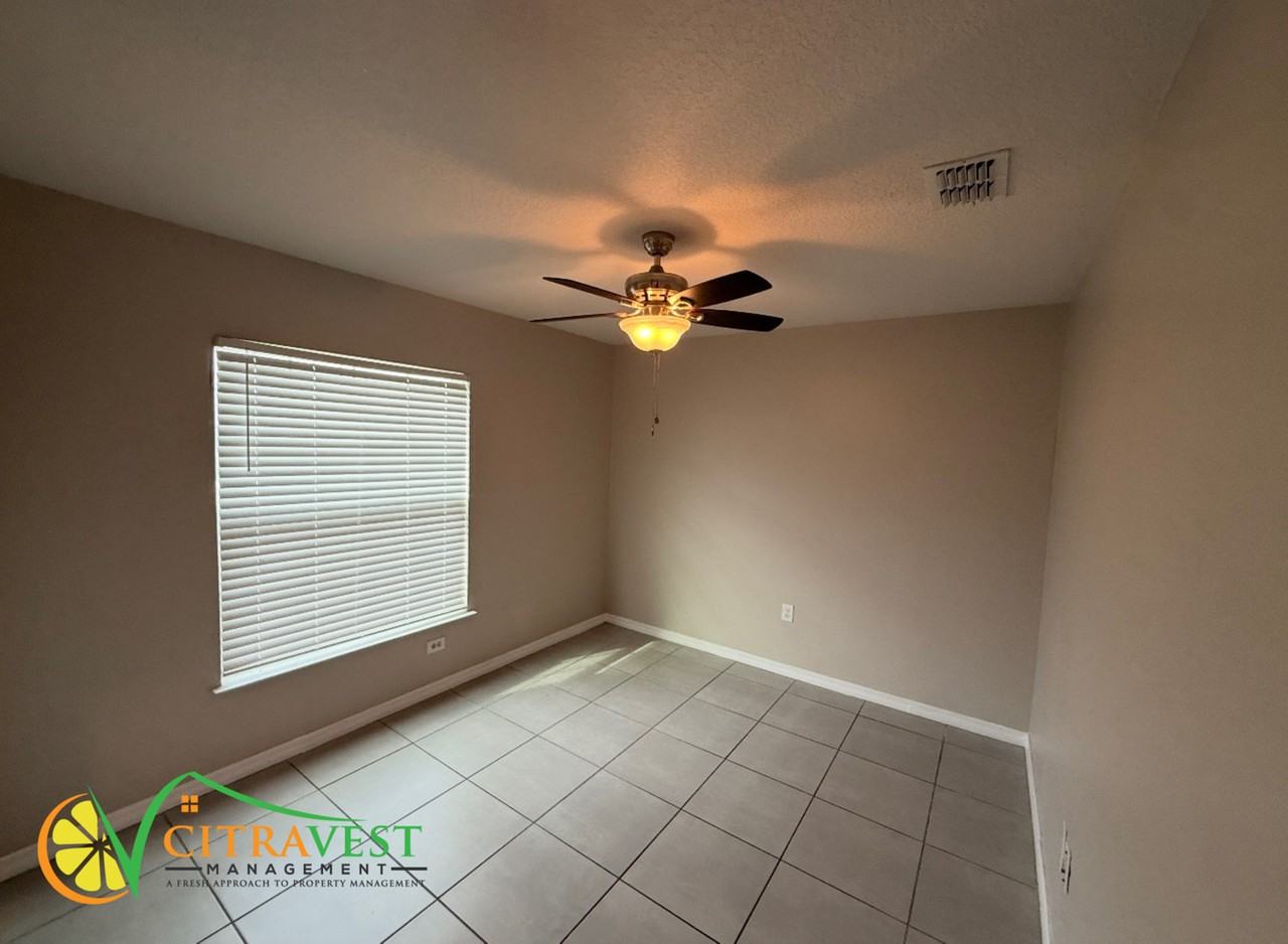 29 Larch Ln - Photo 2 of 10