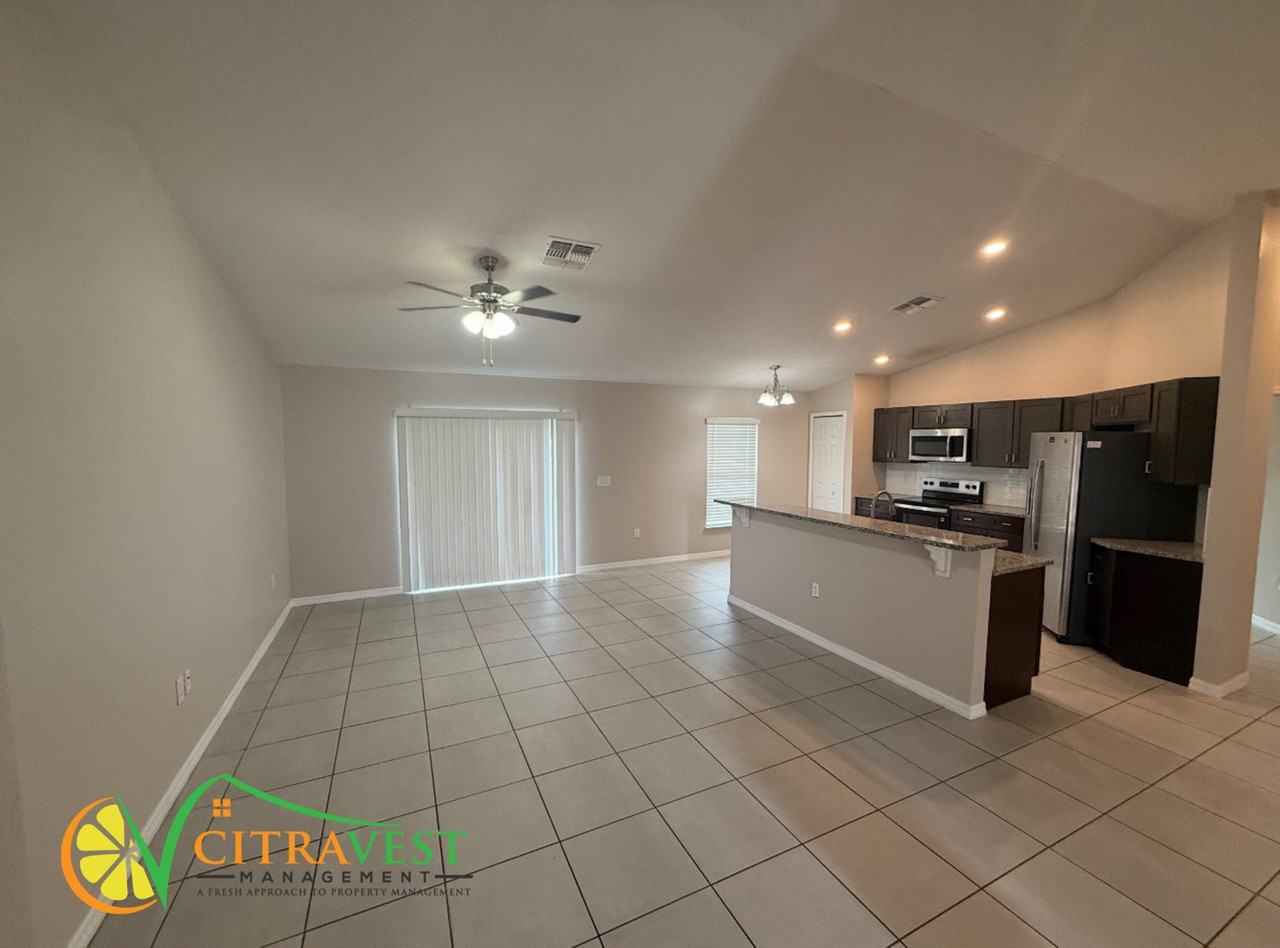 29 Larch Ln - Photo 3 of 10