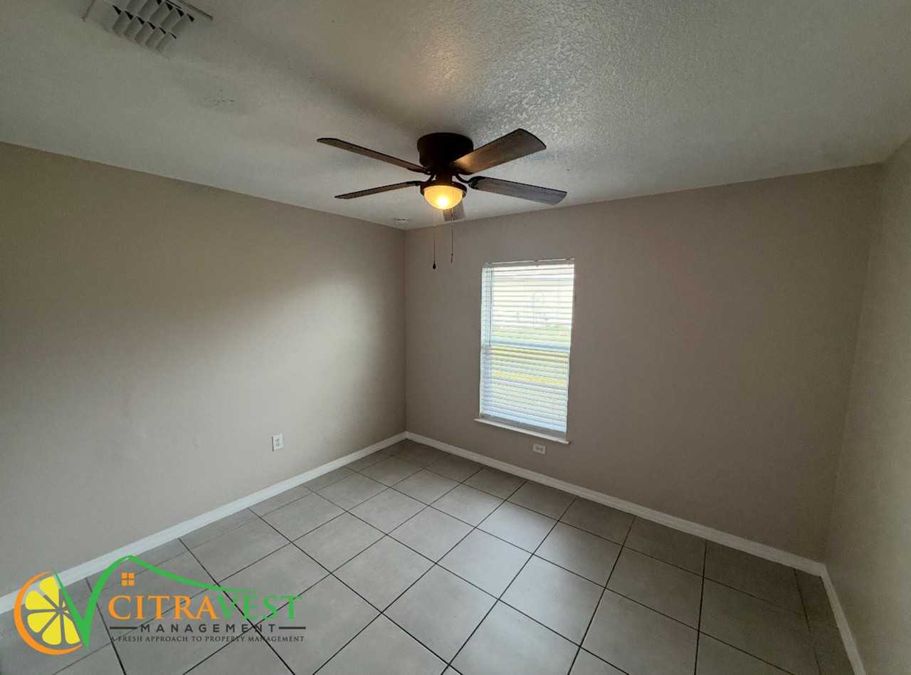 29 Larch Ln - Photo 6 of 10