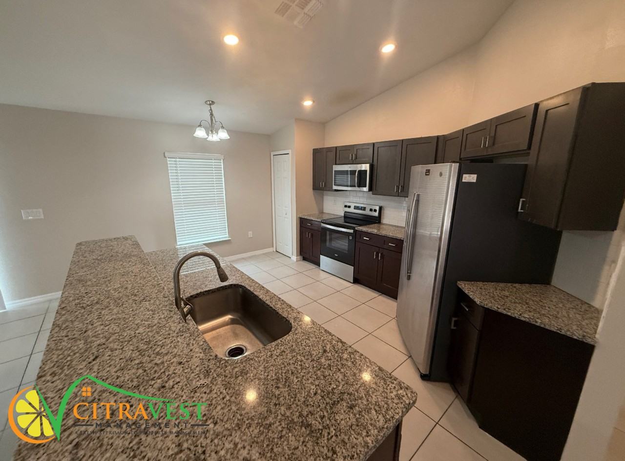 29 Larch Ln - Photo 7 of 10