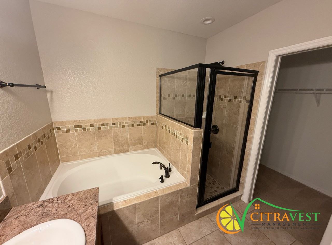 1931 Bretton Ridge Dr - Photo 5 of 10