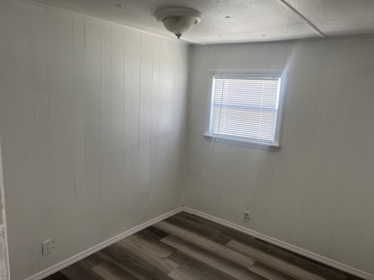 15524 Madeline Dr - Photo 6 of 9