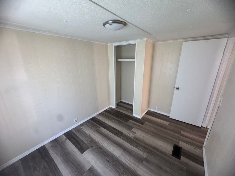 15530 Madeline Dr - Photo 7 of 9