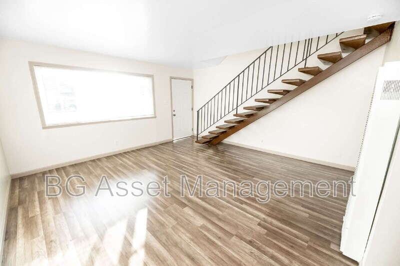 1640 Barrus Ave - Photo 3 of 24