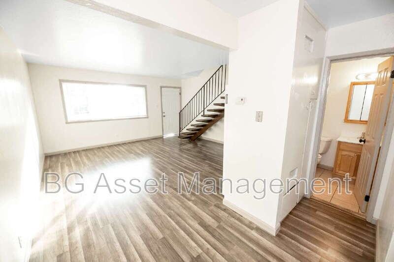 1640 Barrus Ave - Photo 4 of 24