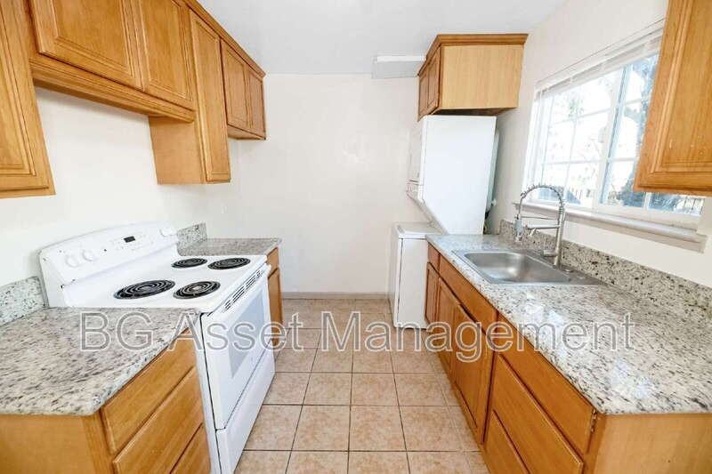 1640 Barrus Ave - Photo 6 of 24