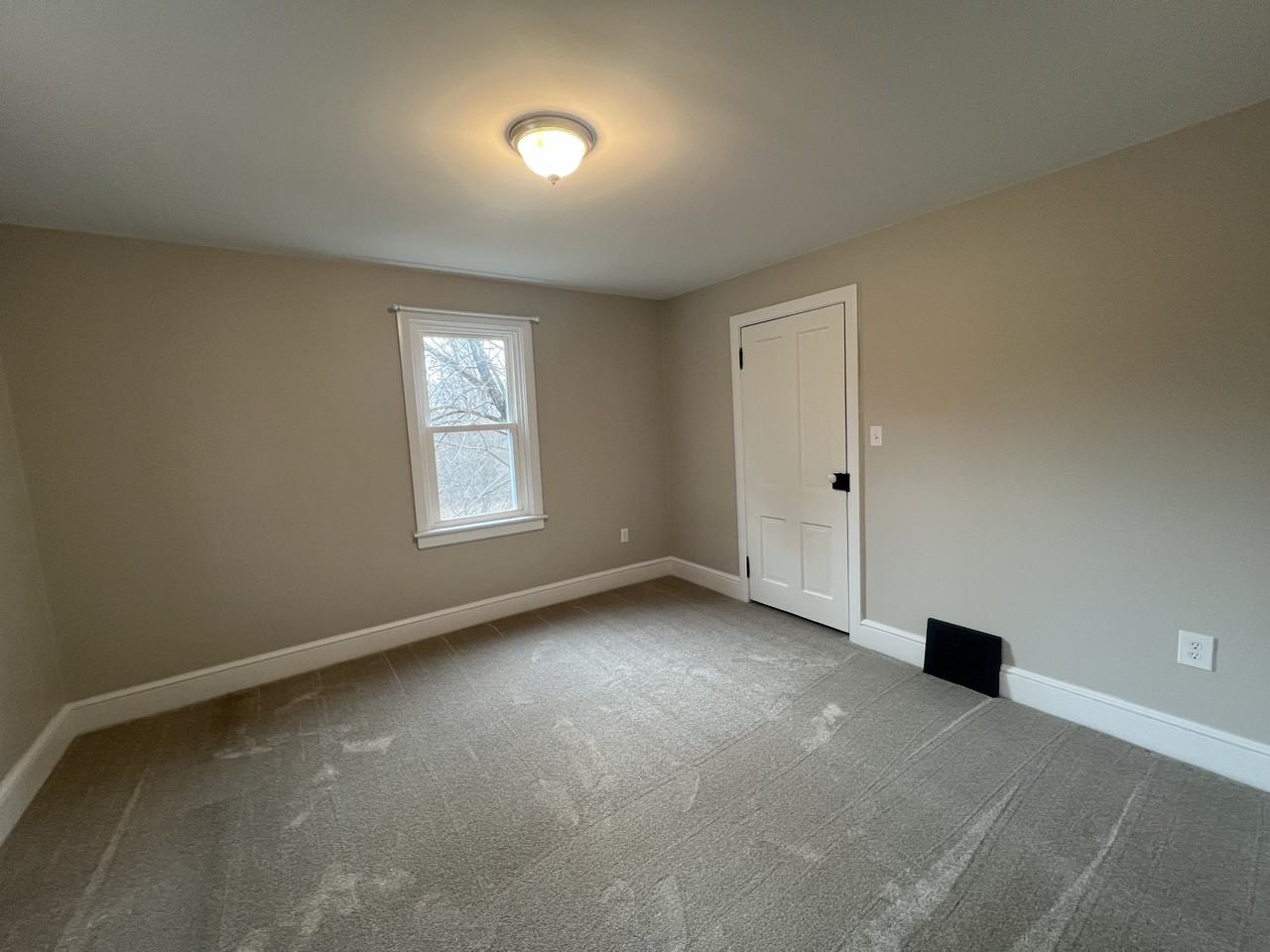 2881 Compass Rd - Photo 3 of 38