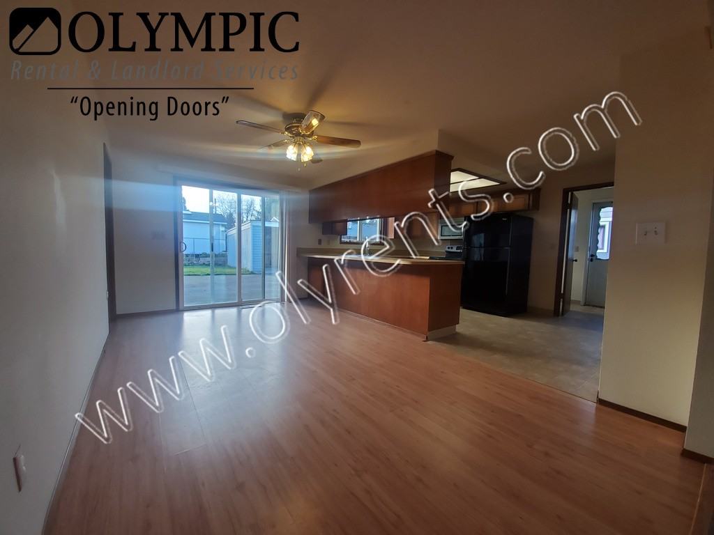 6121 Cotton Dr Se - Photo 7 of 16