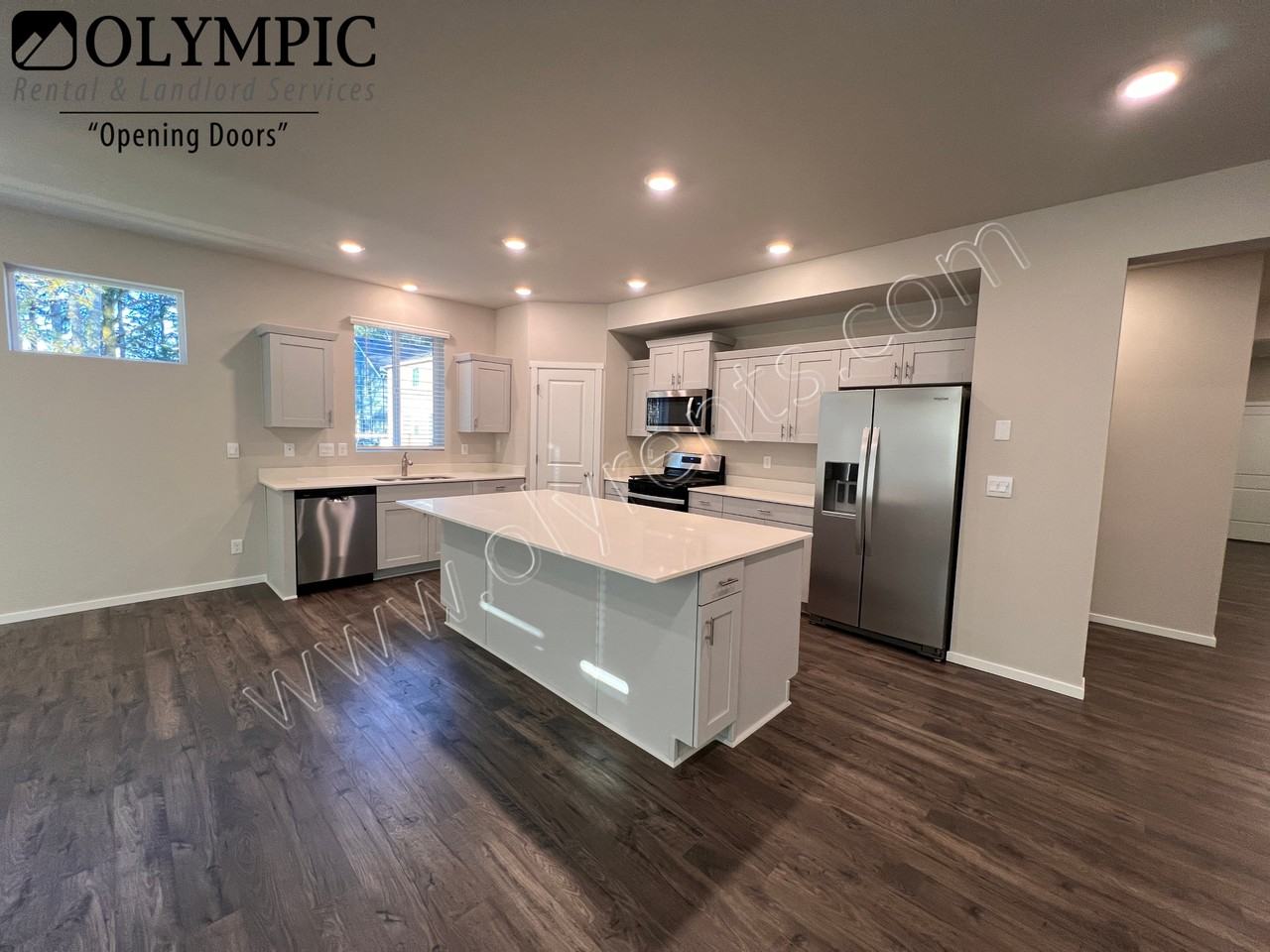 2429 Hyde Ct Ne - Photo 6 of 31