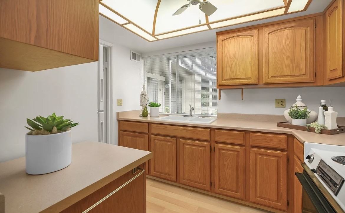 975 Terra California Dr #2 - Photo 4 of 14