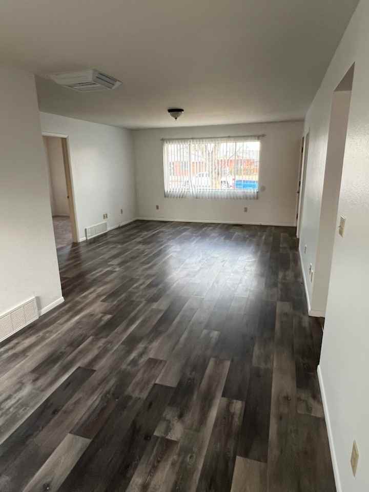 2101 N 10th St #A - Photo 2 of 6