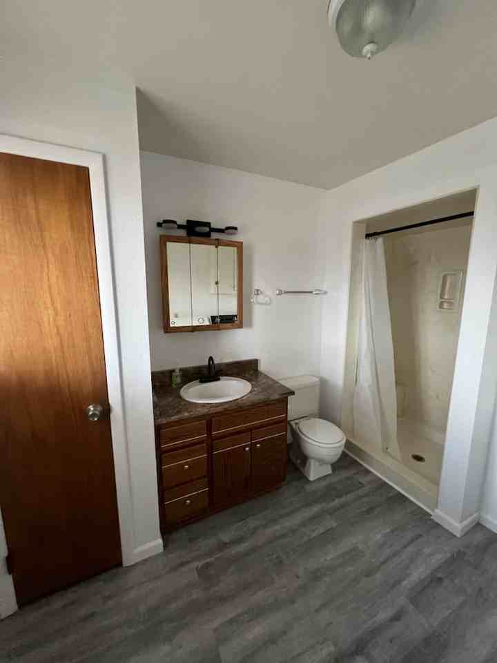 2101 N 10th St #A - Photo 4 of 6