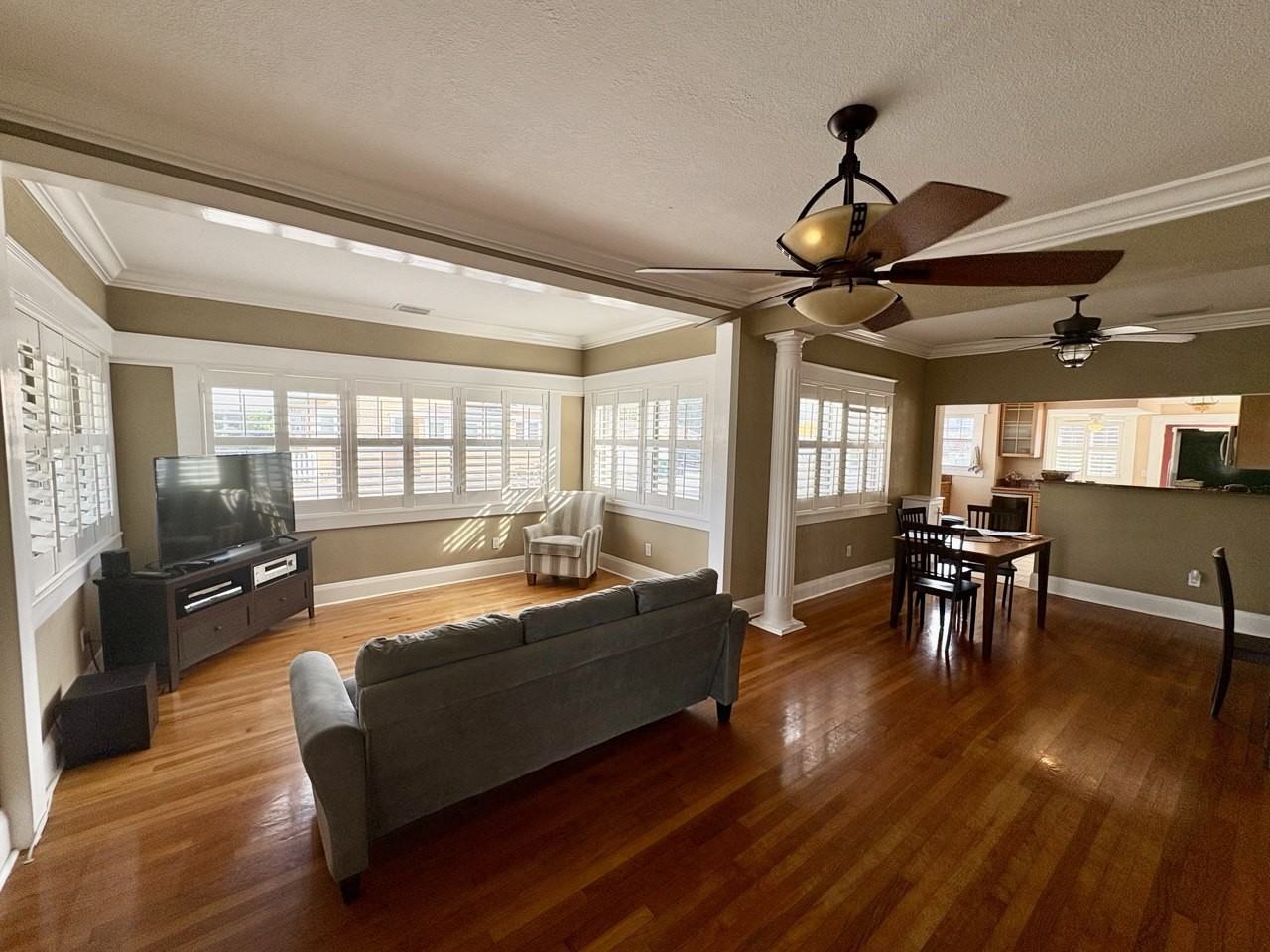 302 W Haya St - Photo 7 of 24