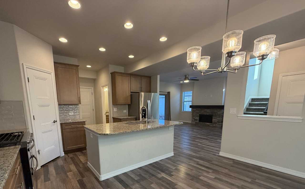 6431 Mustang Rim Dr - Photo 5 of 11