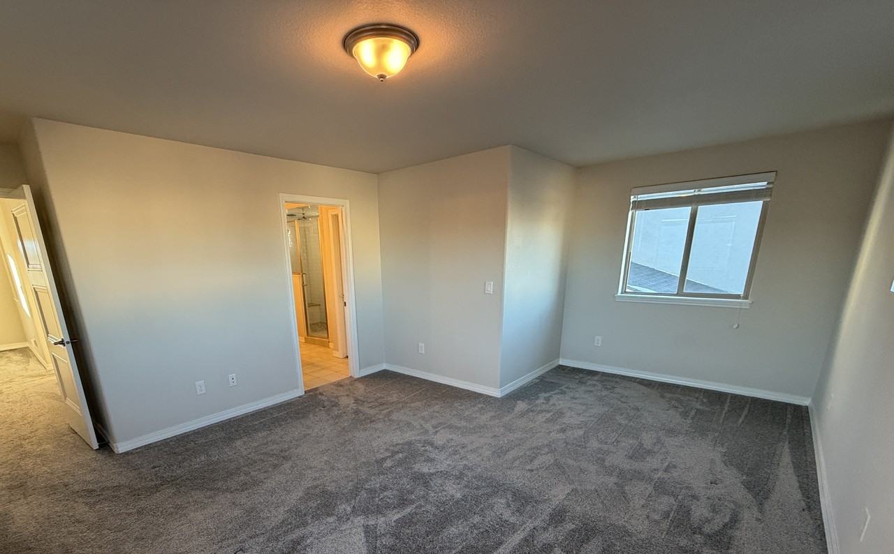 6431 Mustang Rim Dr - Photo 6 of 11