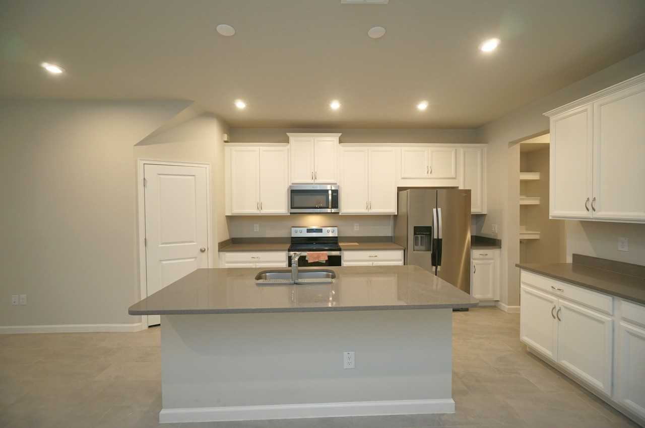 25967 Woven Wicker Bnd - Photo 5 of 27