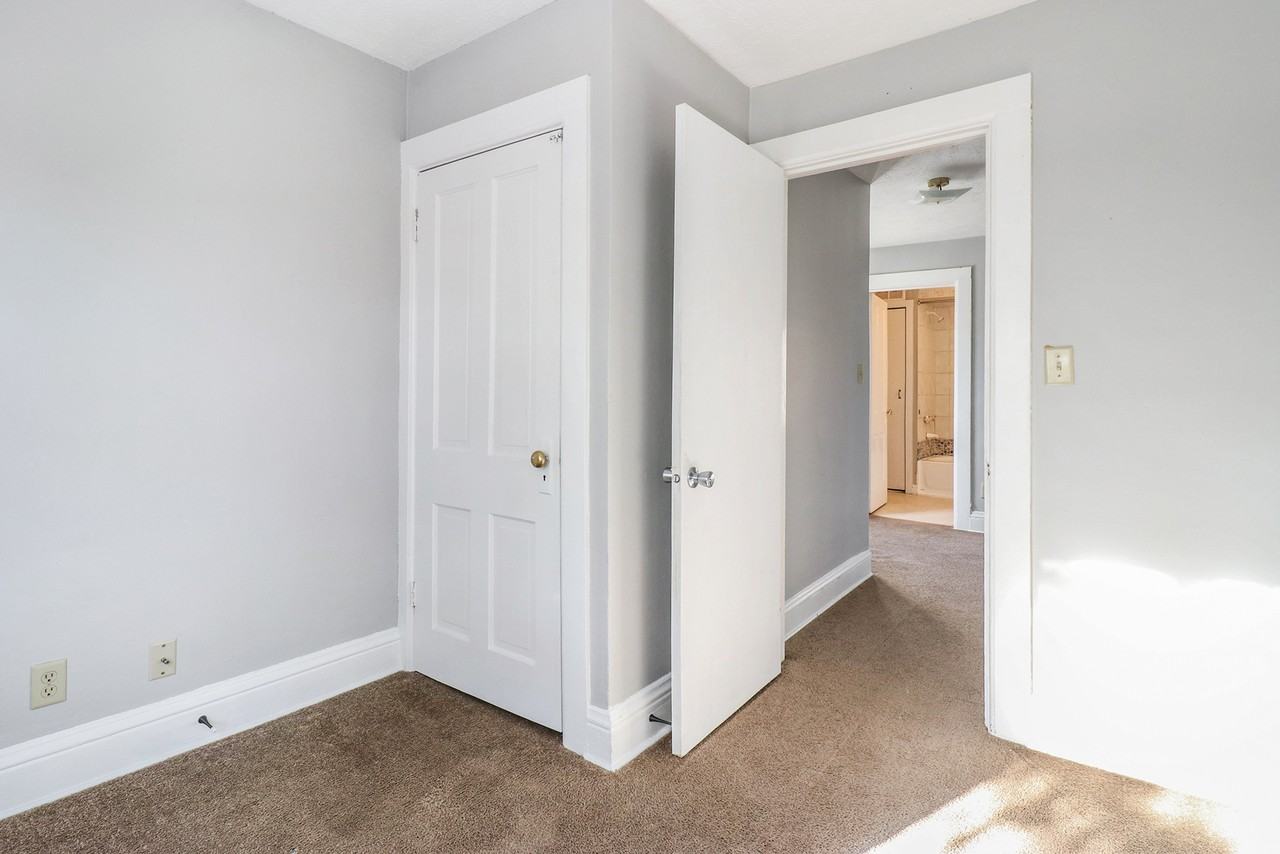 1215 E Calvert St - Photo 2 of 19