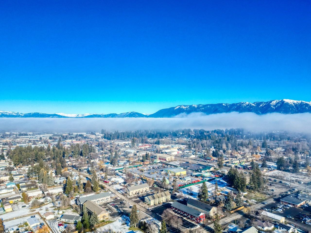 207 Spruce Rd - Photo 3 of 41