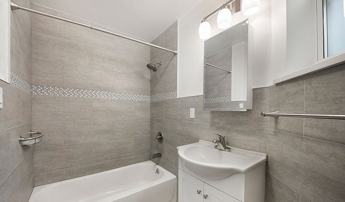 664 4th Ave #4R - Photo 6 of 8