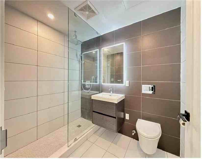 1238 63rd St #D301 - Photo 5 of 6