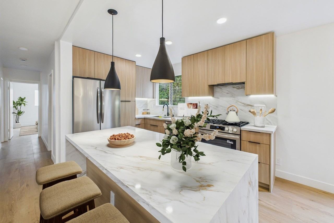 The Biarritz Apartments - Photo 2 of 29