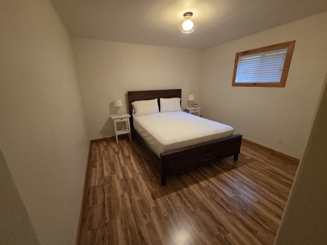 2992 Oakland Ave - Photo 6 of 8