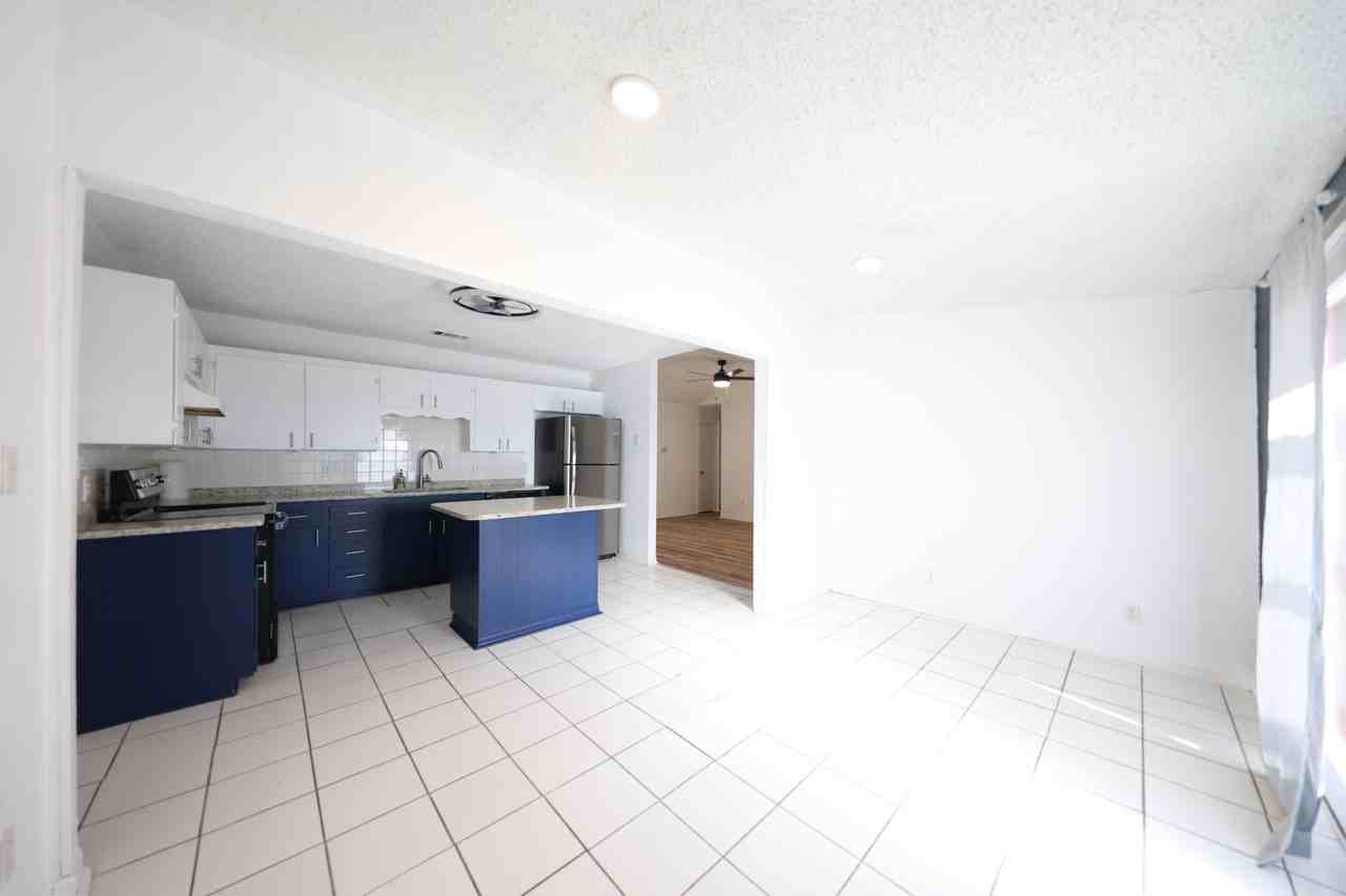 203 Chestnut Dr - Photo 4 of 19