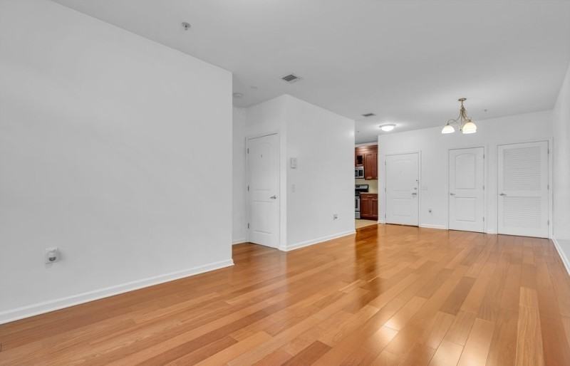 104 E Elizabeth Ave - Photo 2 of 14