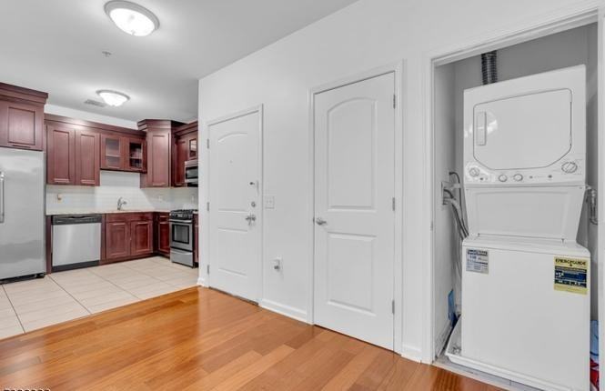 104 E Elizabeth Ave - Photo 5 of 14