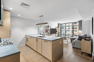 1425 Hudson St - Photo 1 of 1