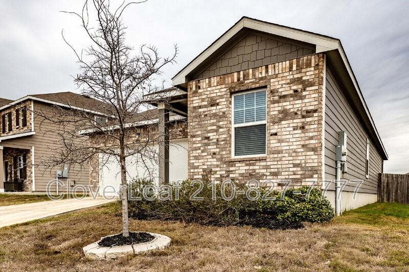 8319 Falcon Meadow Dr - Photo 2 of 32