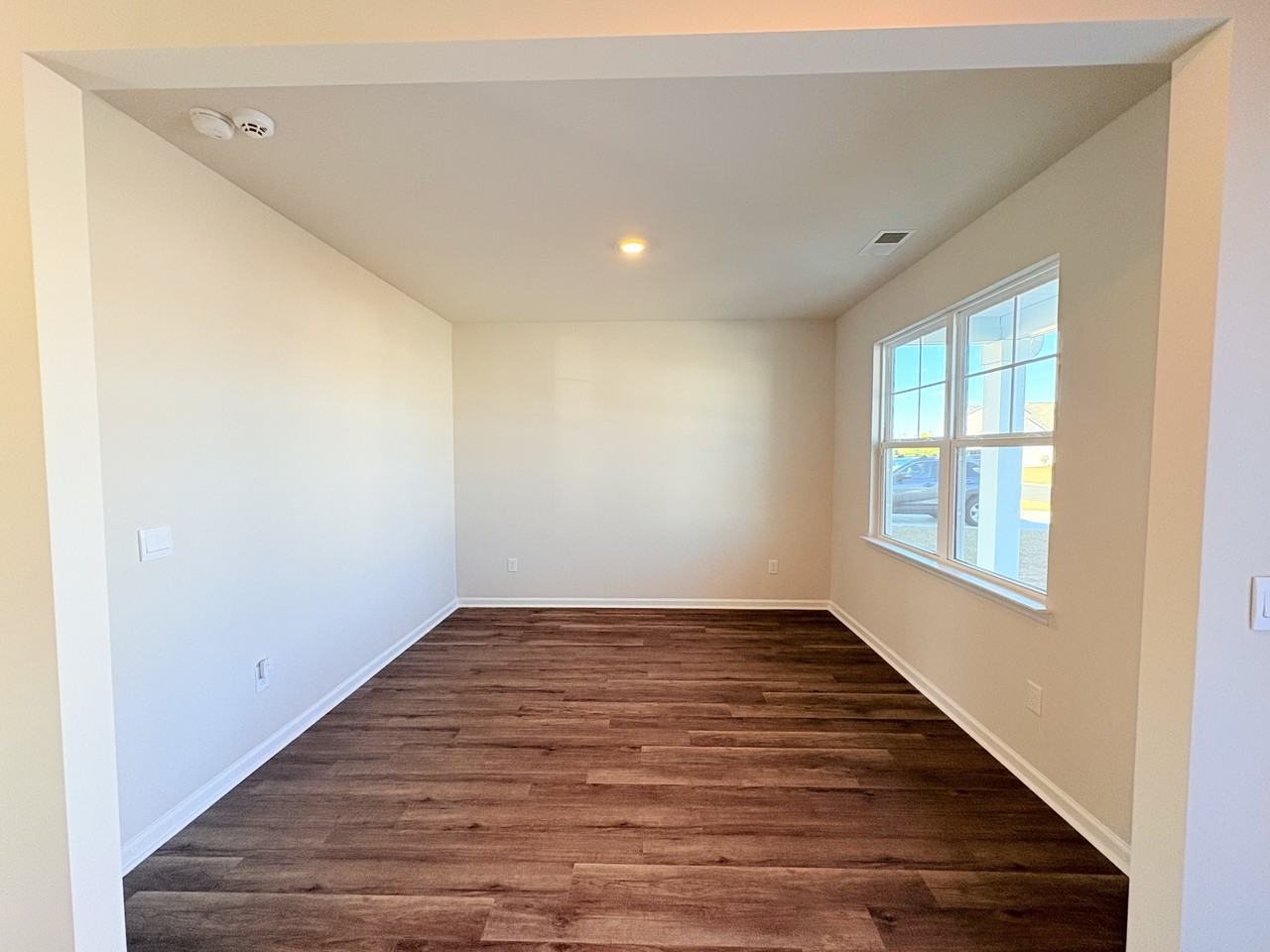 3542 Ashridge Way - Photo 4 of 32