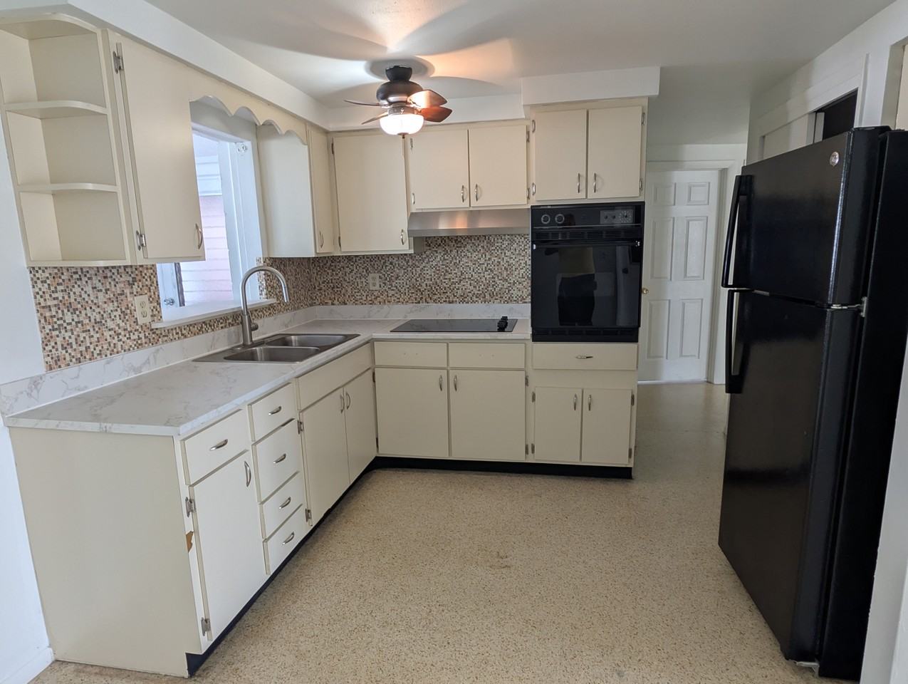 4835 Blossom Dr - Photo 3 of 21