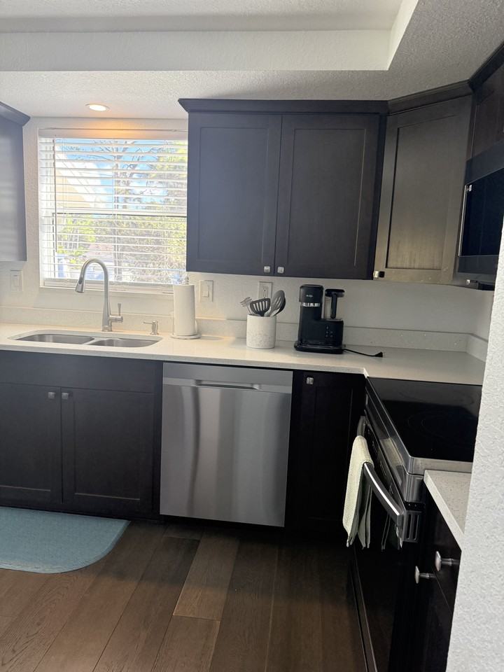 13854 77th Ave - Photo 7 of 38